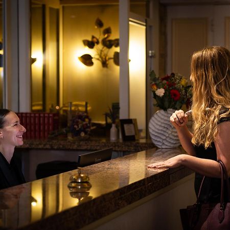 Les Eyzies Hotel Restaurant Le Centenaire מראה חיצוני תמונה