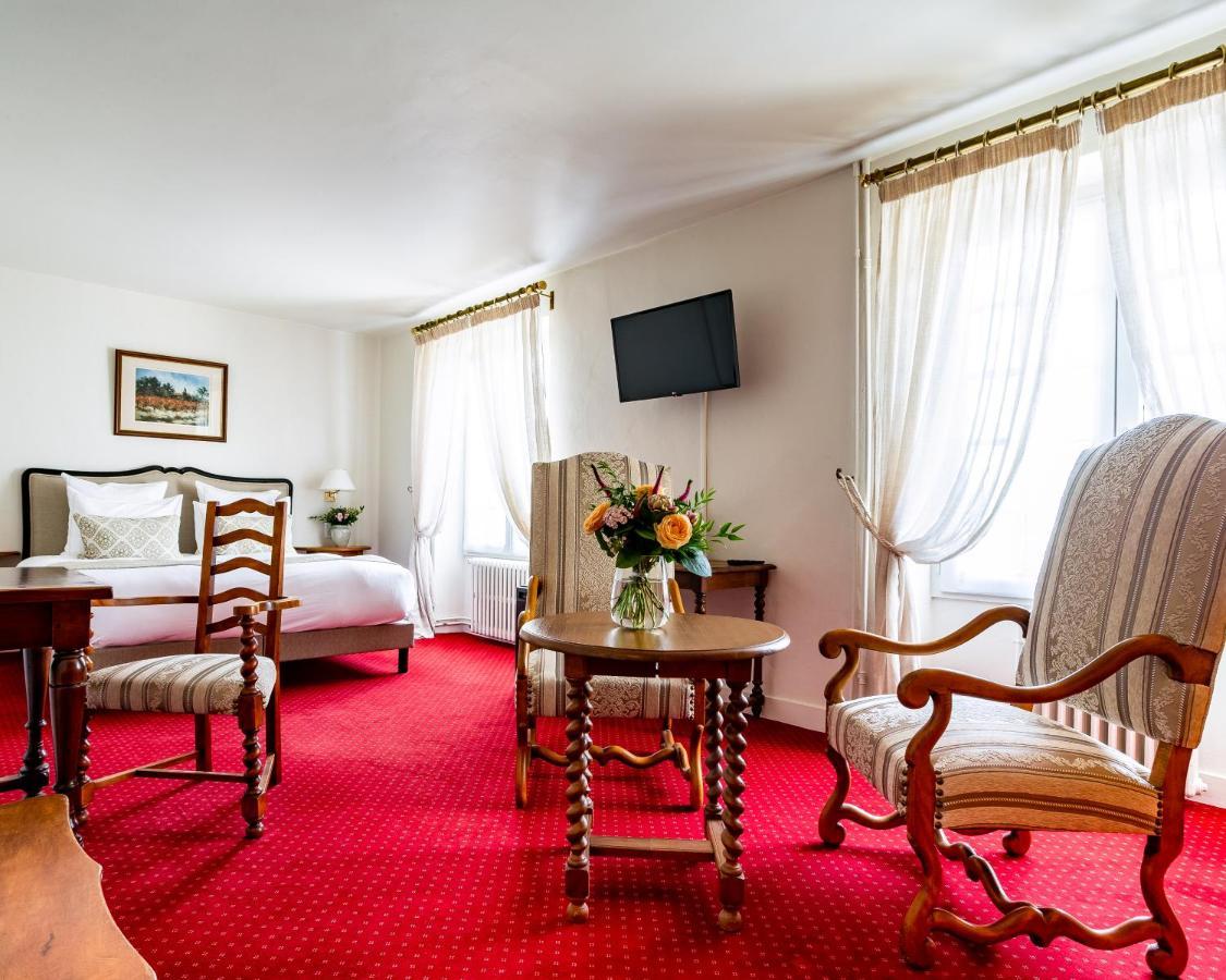 Les Eyzies Hotel Restaurant Le Centenaire מראה חיצוני תמונה